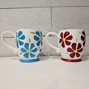 2 Vintage Starbucks 16 oz floral mugs 2007